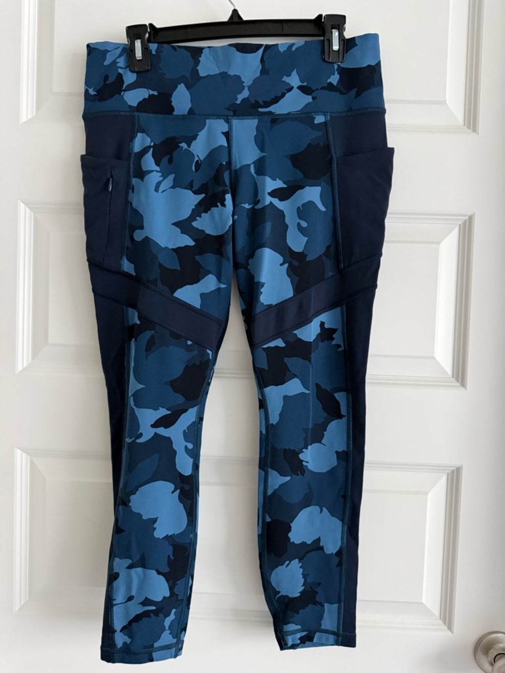 Athleta Blue Camouflage High-Rise Pocket Leggings